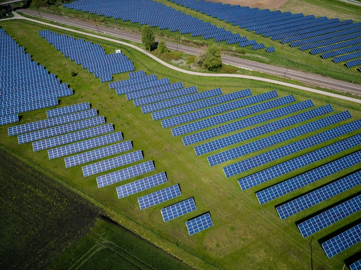 Sustainable Manufacturing: Building Eco-Friendly Electronics in 2026